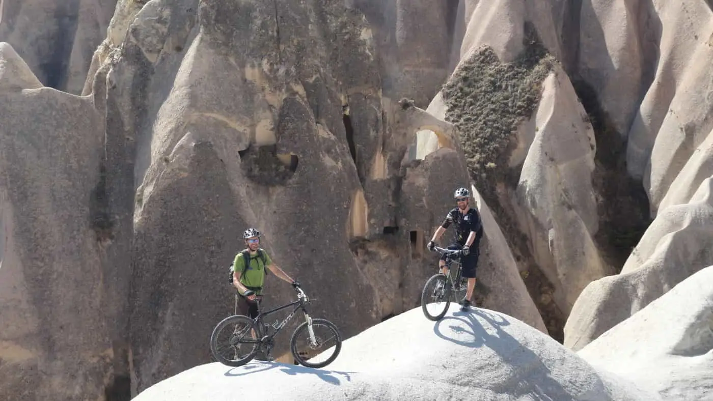 rocky moonscape into the Gomeda Valley.